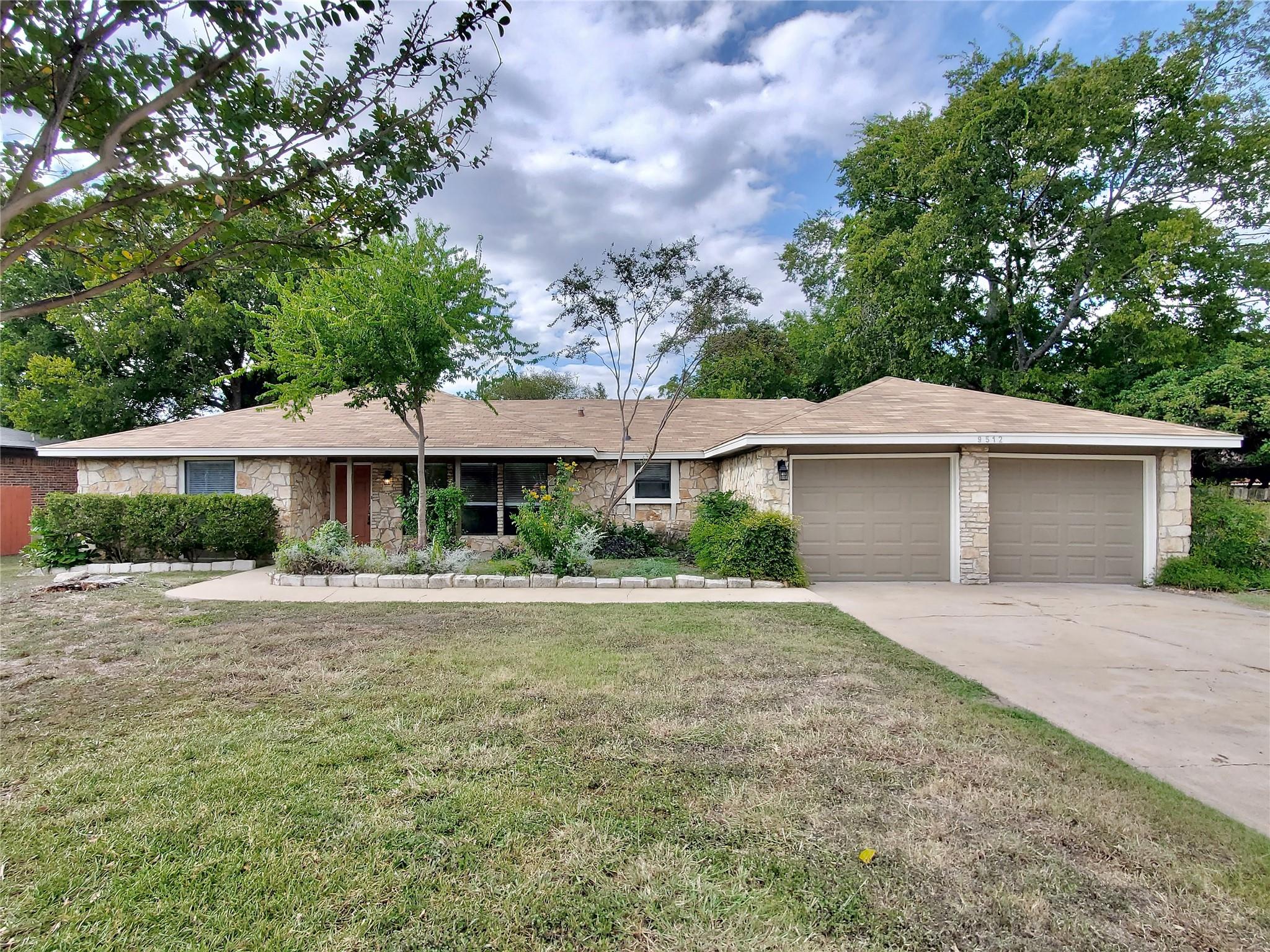 9512 Meadowheath Dr, Austin, TX 78729