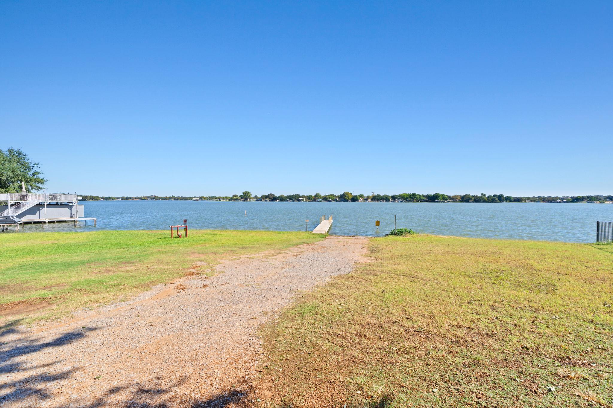 374 Sandy Mountain Dr, Sunrise Beach, TX 78643