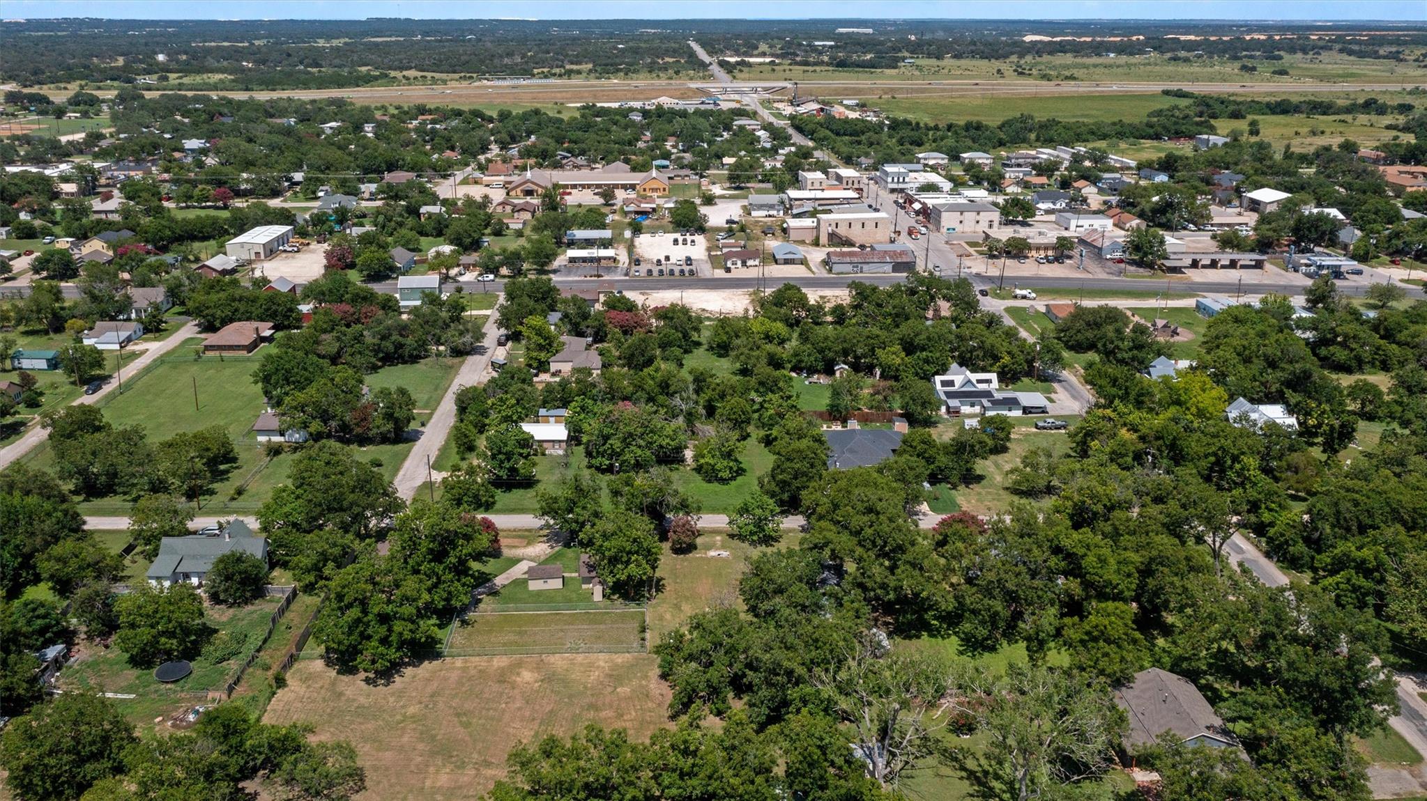 101 West Ave, Florence, TX 76527