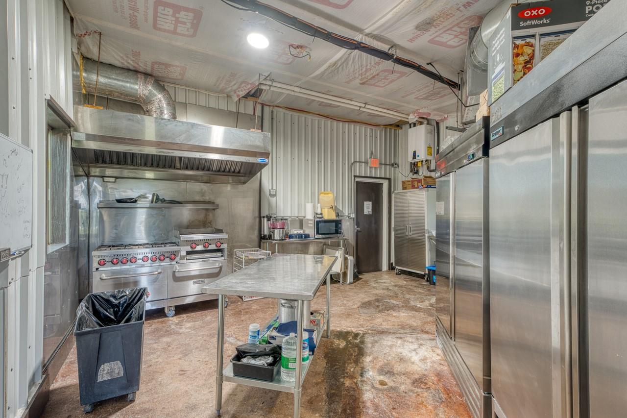 100 Scott Dr, Tow, TX 78672