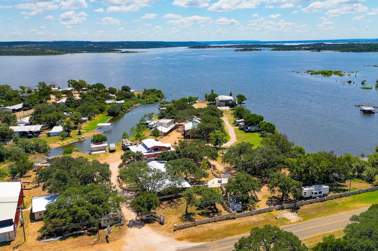 100 Scott Dr, Tow, TX 78672