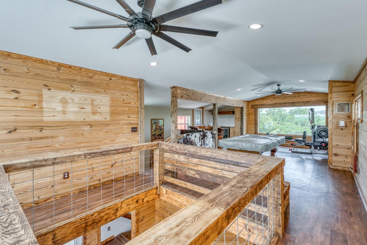 100 Scott Dr, Tow, TX 78672