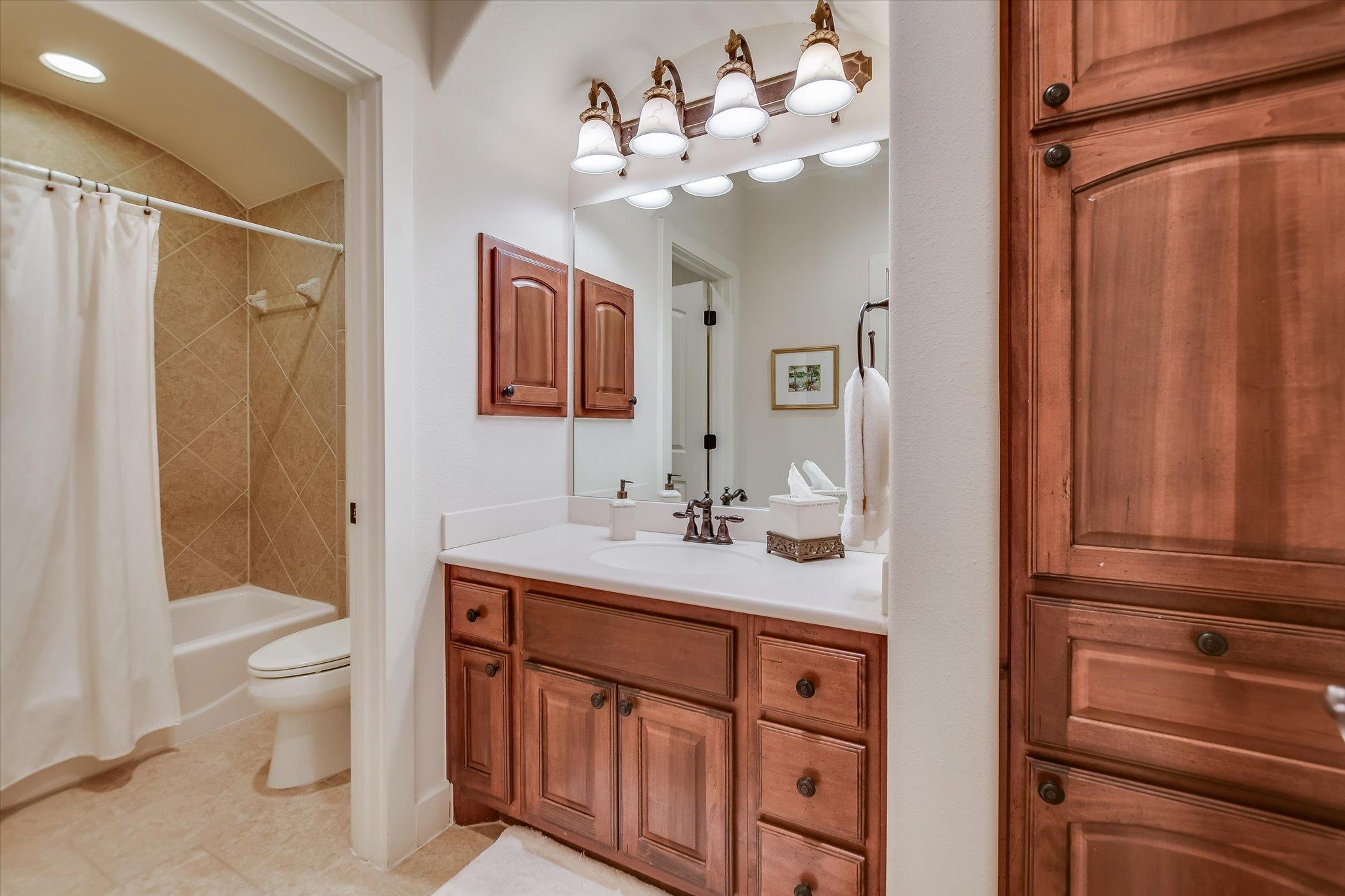 1036 Liberty Park Dr # 52A, Austin, TX 78746