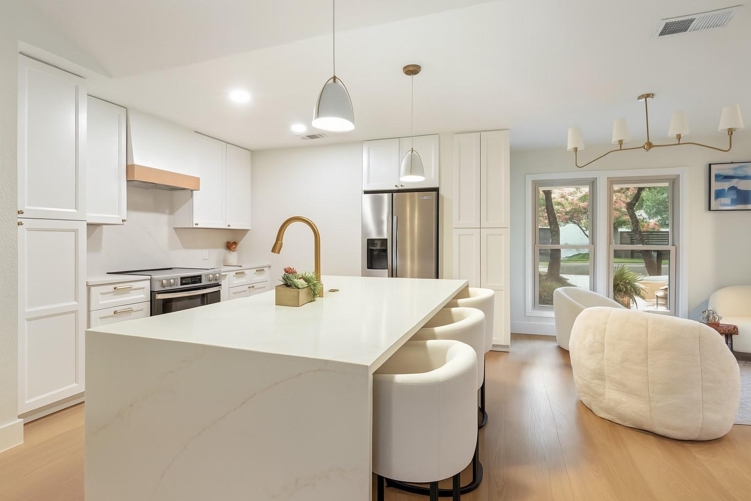 12001 Mossbrook Cv, Austin, TX 78750