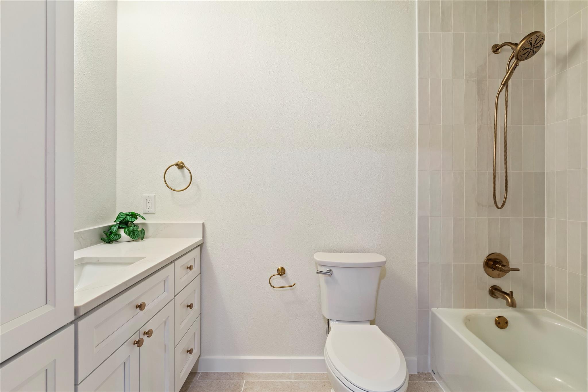 12001 Mossbrook Cv, Austin, TX 78750