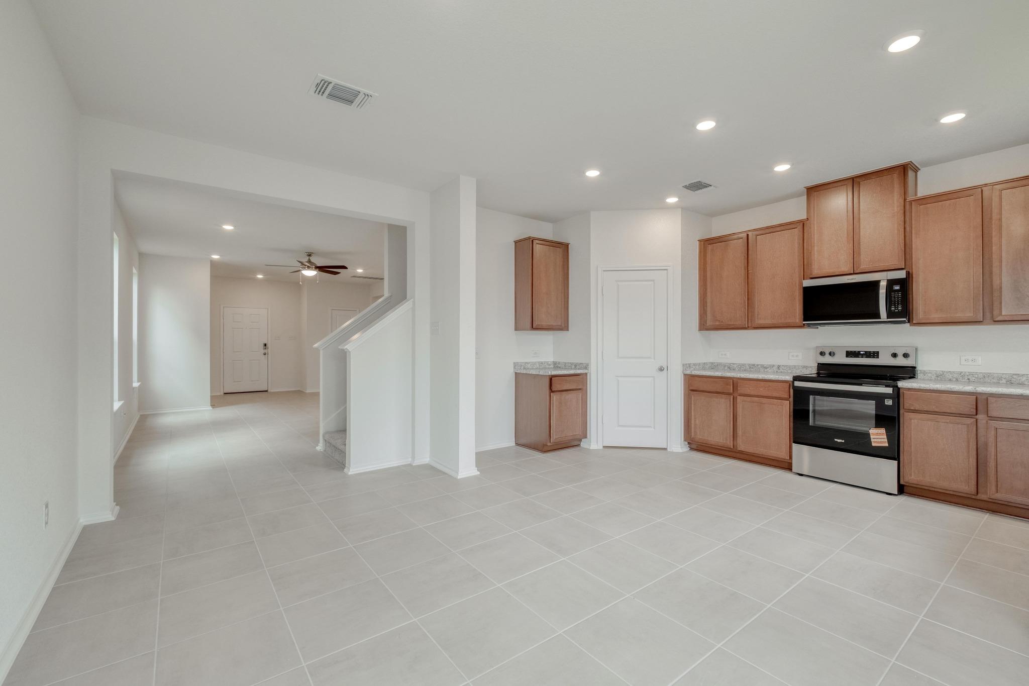 256 Feathers St, Jarrell, TX 76537