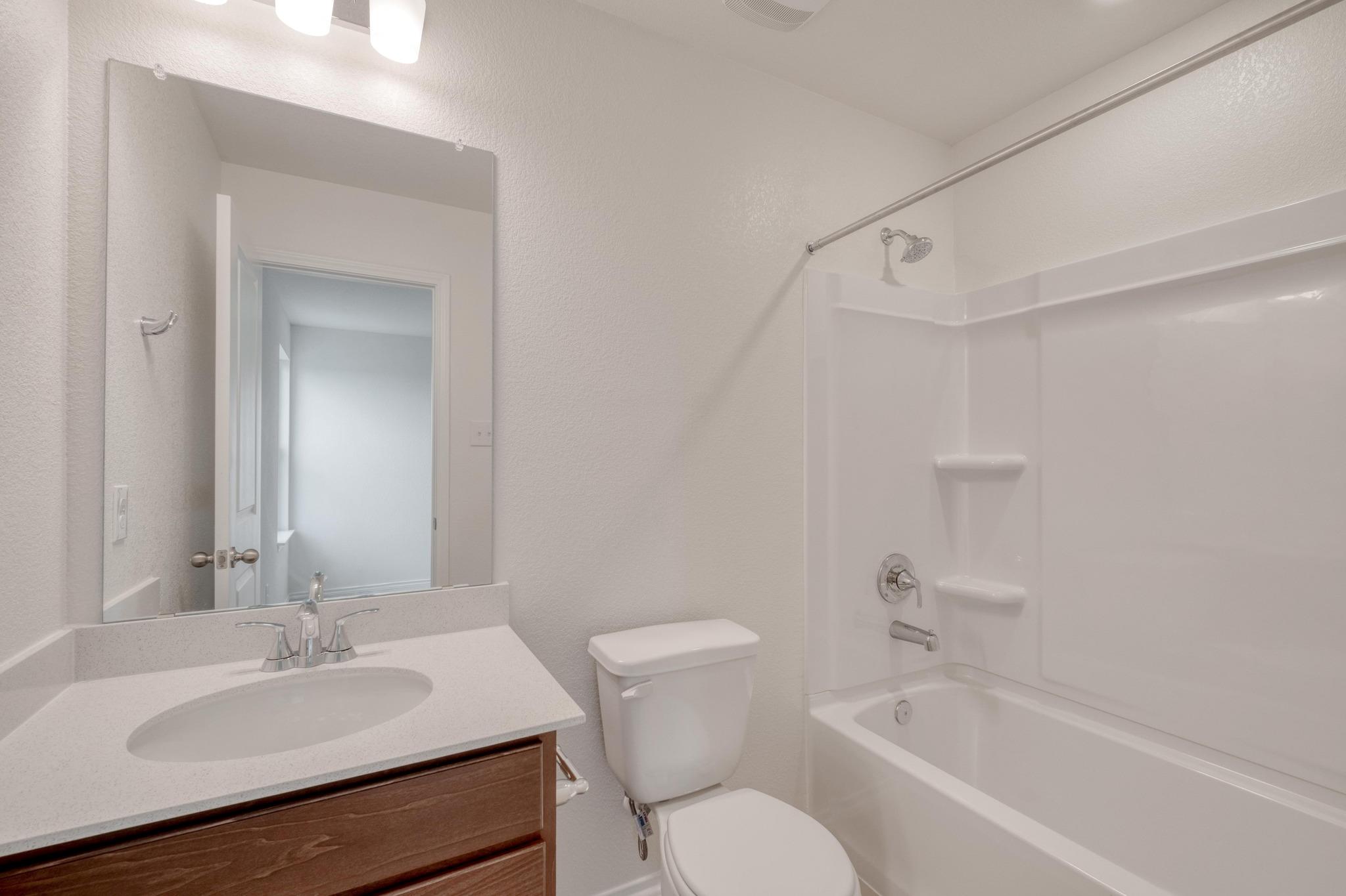 256 Feathers St, Jarrell, TX 76537