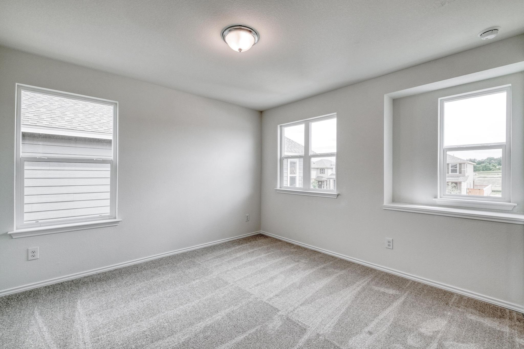 256 Feathers St, Jarrell, TX 76537