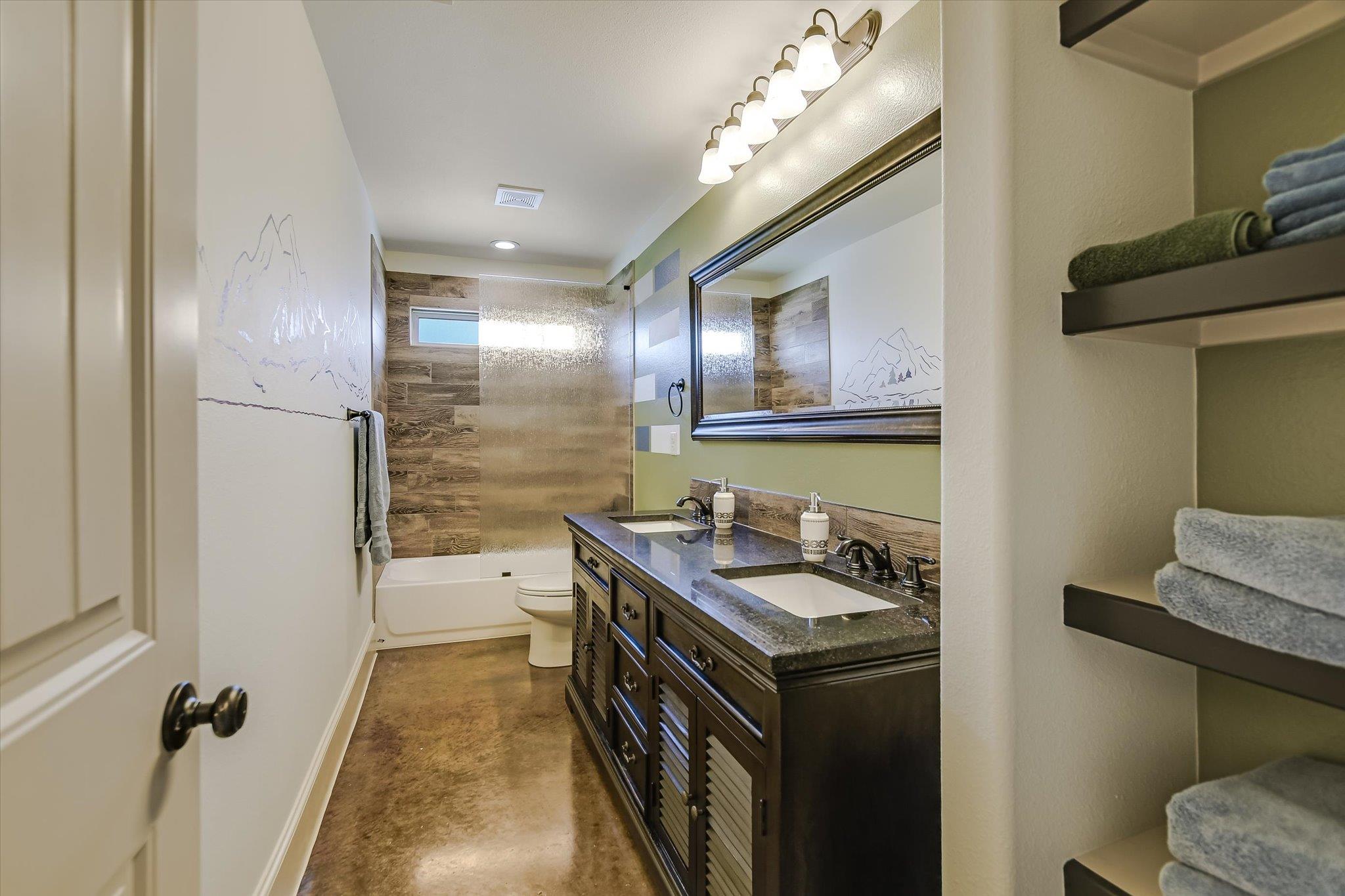 2243 Woodland Bend Rd, Salado, TX 76571
