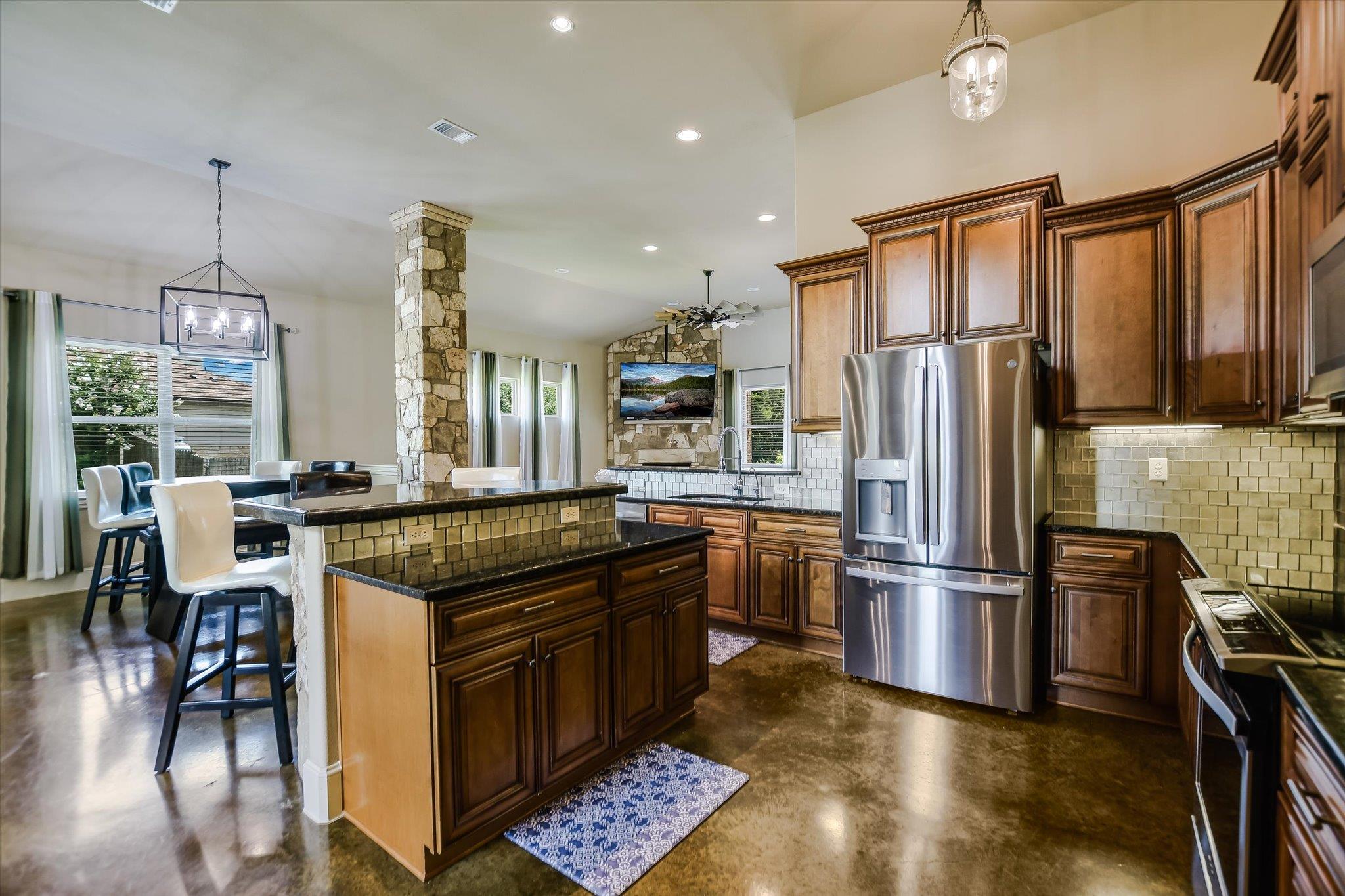 2243 Woodland Bend Rd, Salado, TX 76571
