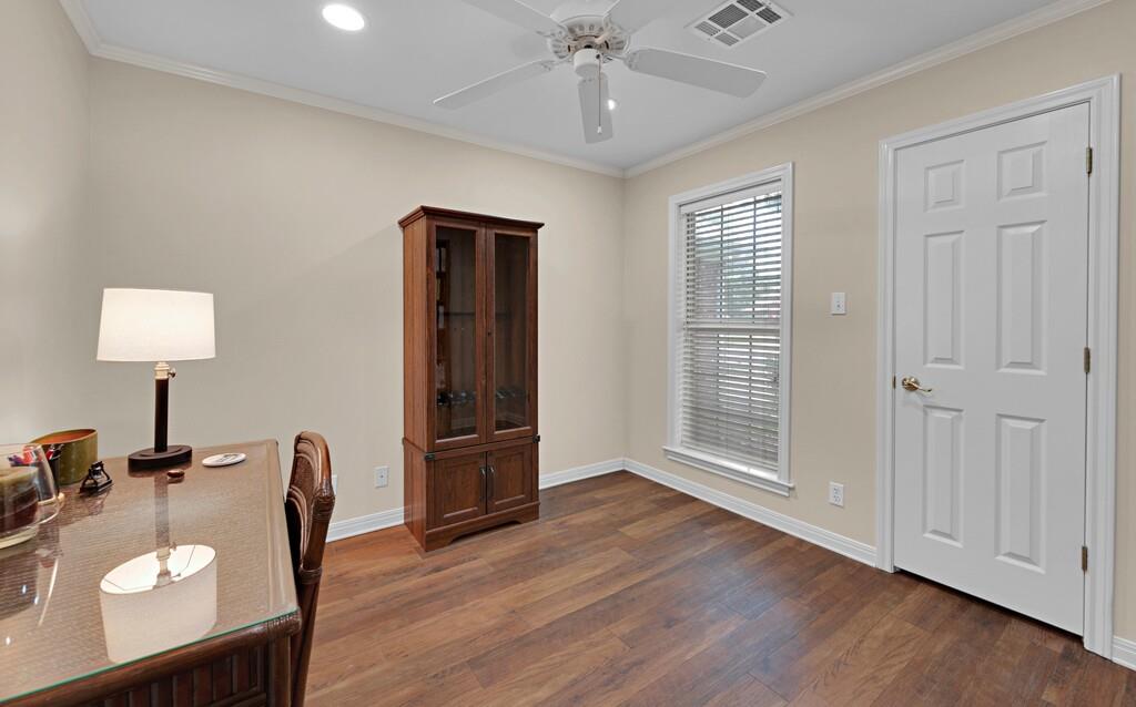 2404 Cambridge, Lorena, TX 76655