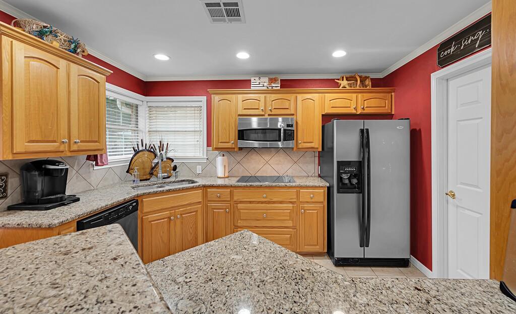 2404 Cambridge, Lorena, TX 76655