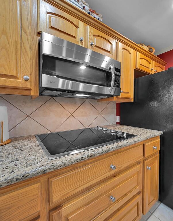 2404 Cambridge, Lorena, TX 76655