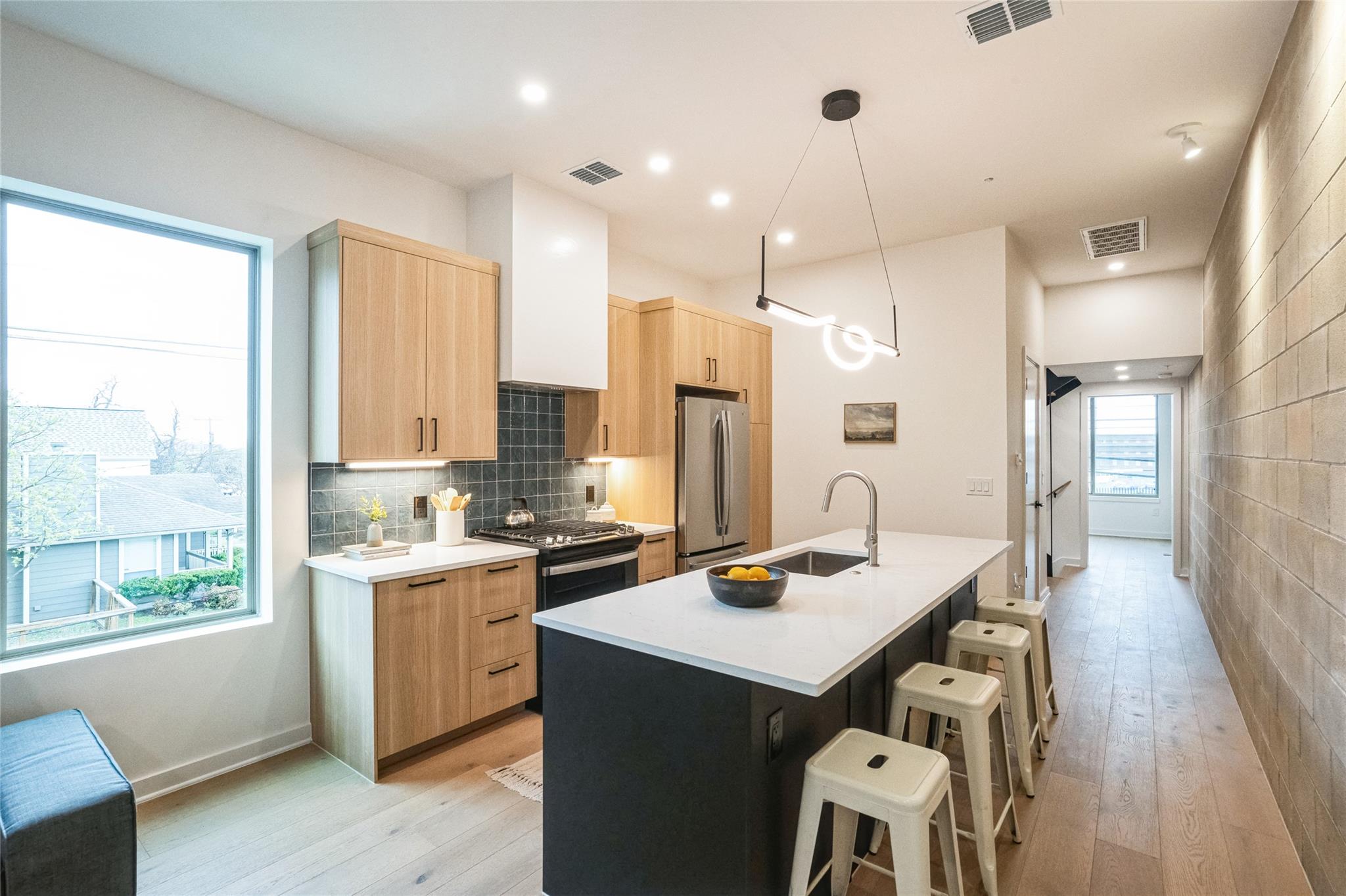 700 Denson Dr # 1101, Austin, TX 78752