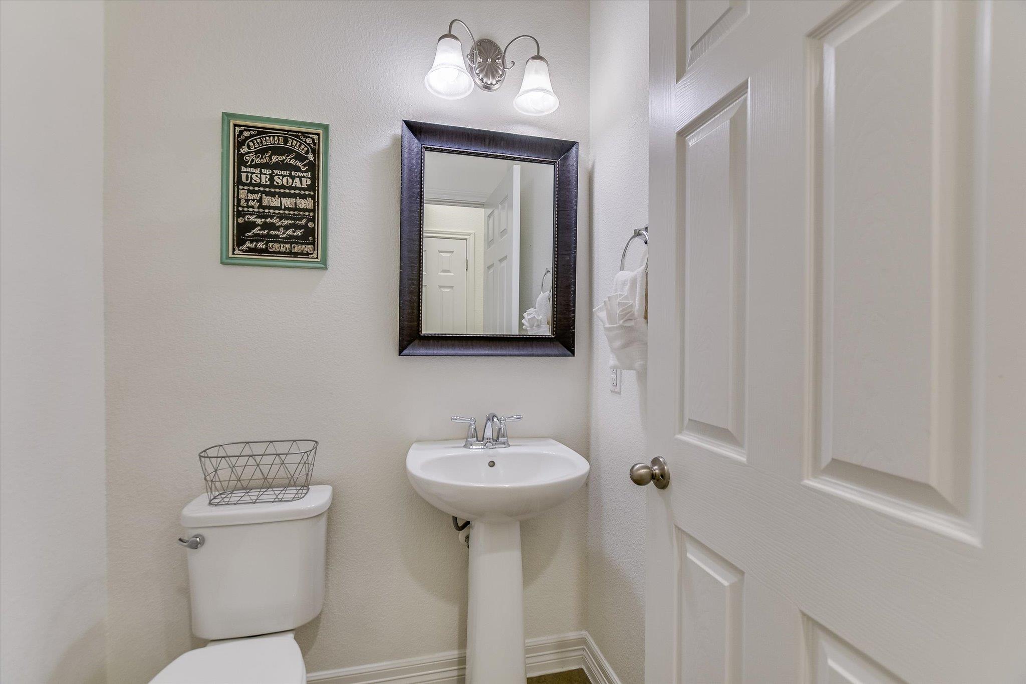 1817 Cherry Glade Trl, Georgetown, TX 78628