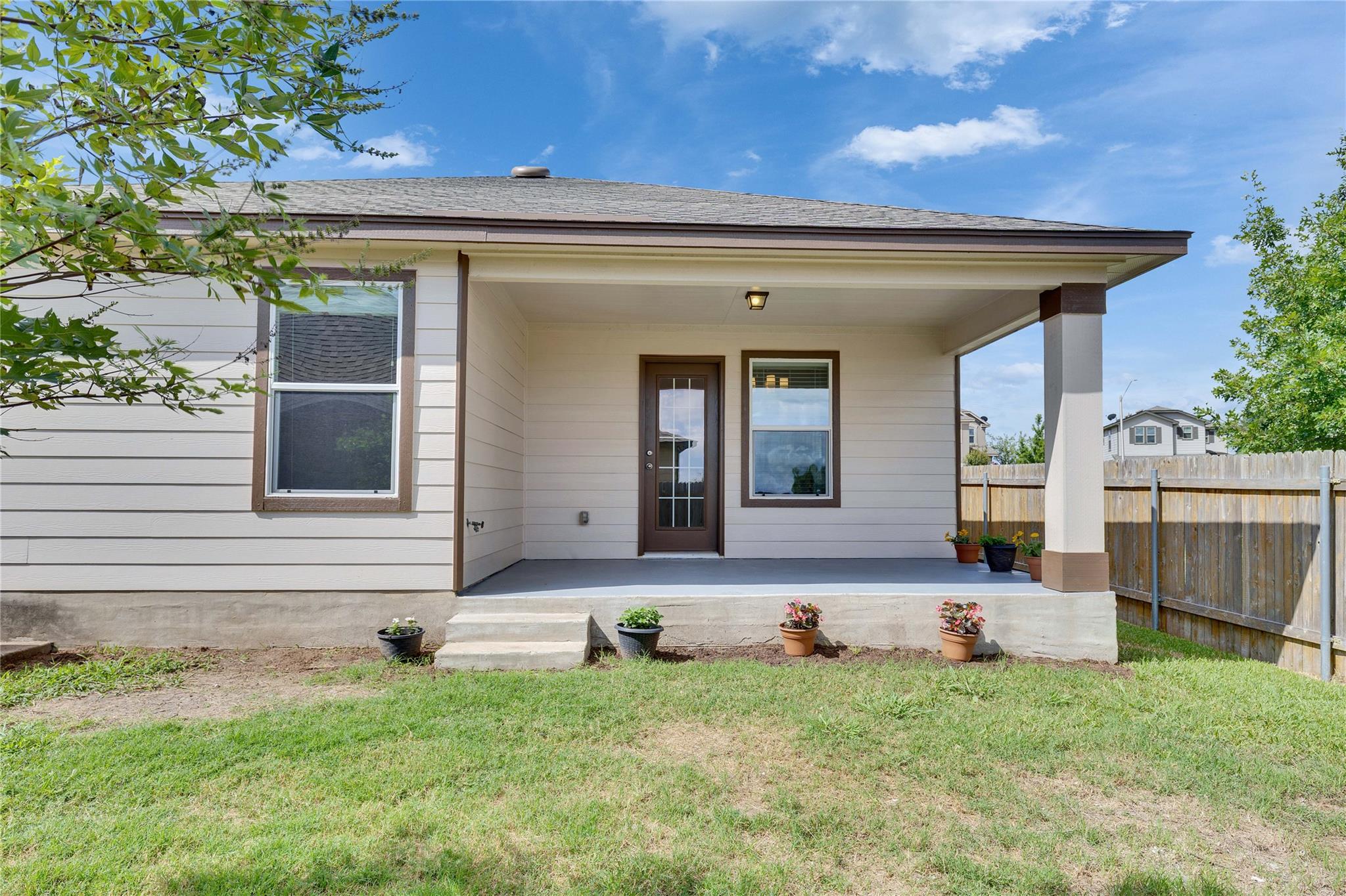 120 Jasmine Cv, Kyle, TX 78640