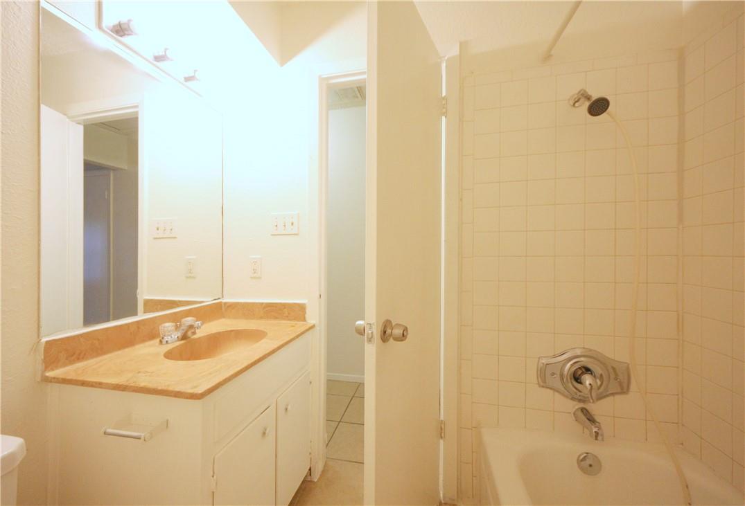 12805 Broughton Way # B, Austin, TX 78727