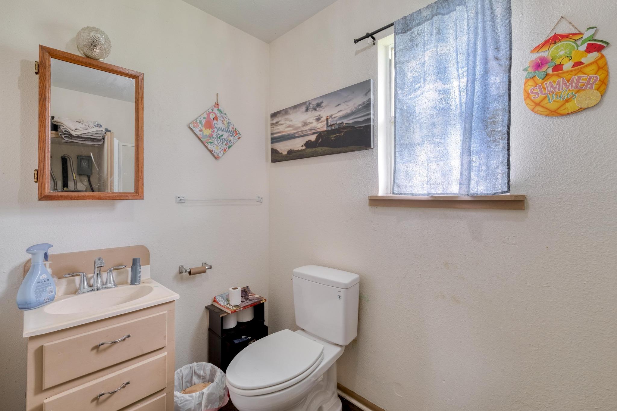 105 San Jacinto St, Smithville, TX 78957