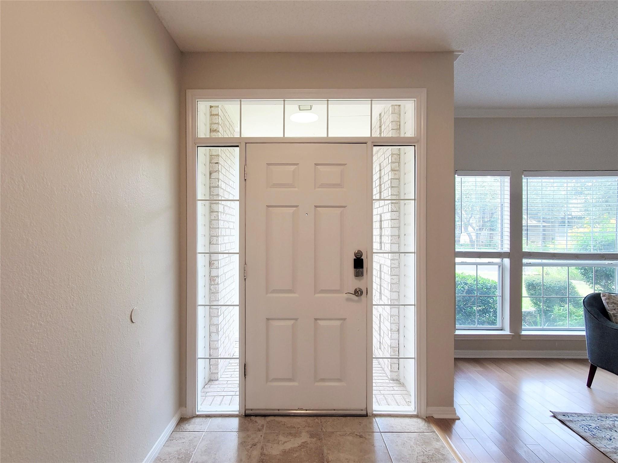 11105 CROSSLAND Dr, Austin, TX 78726