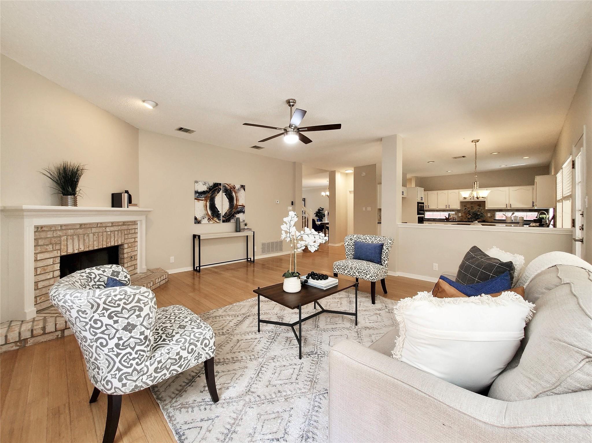 11105 CROSSLAND Dr, Austin, TX 78726