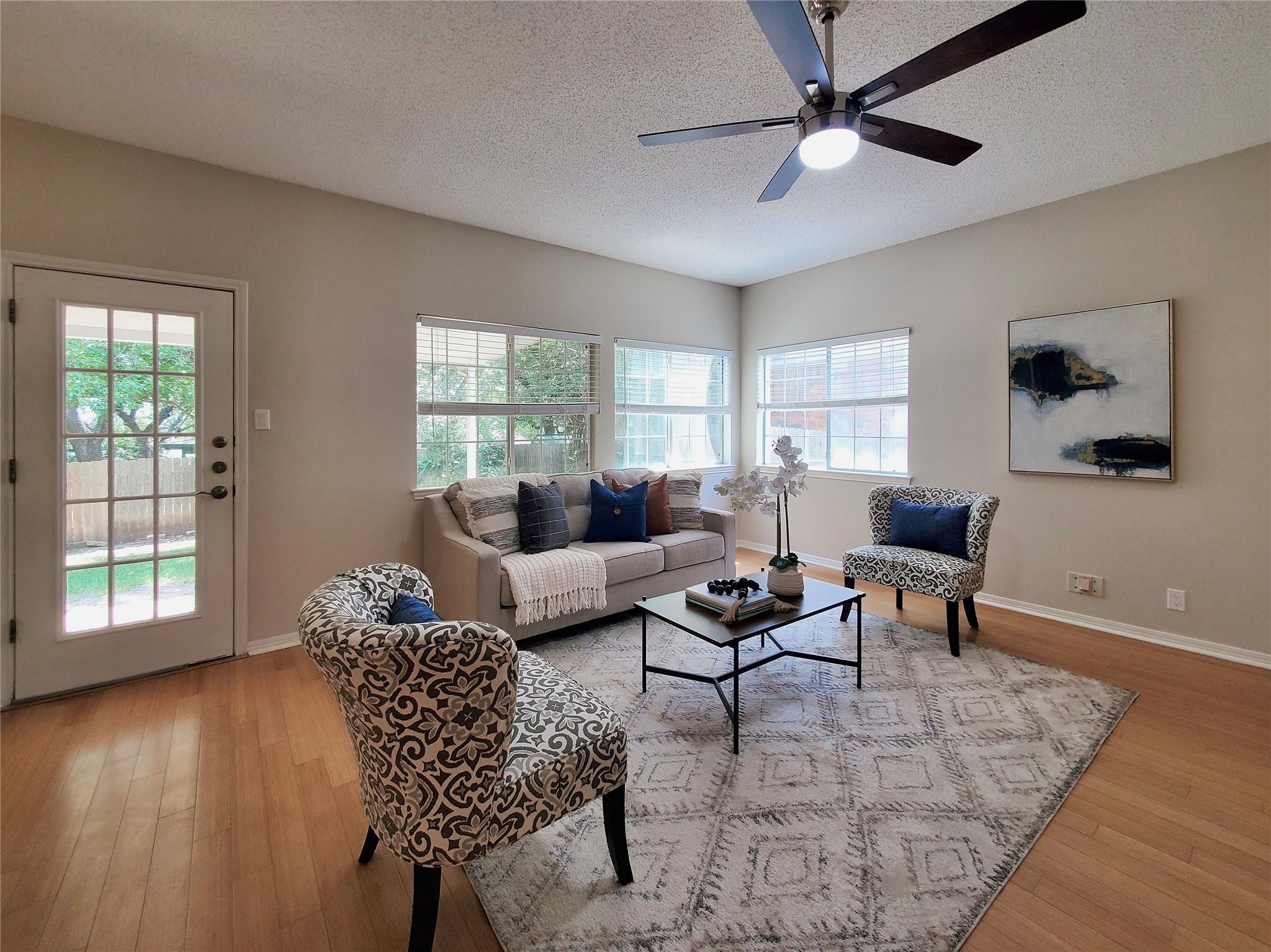 11105 CROSSLAND Dr, Austin, TX 78726
