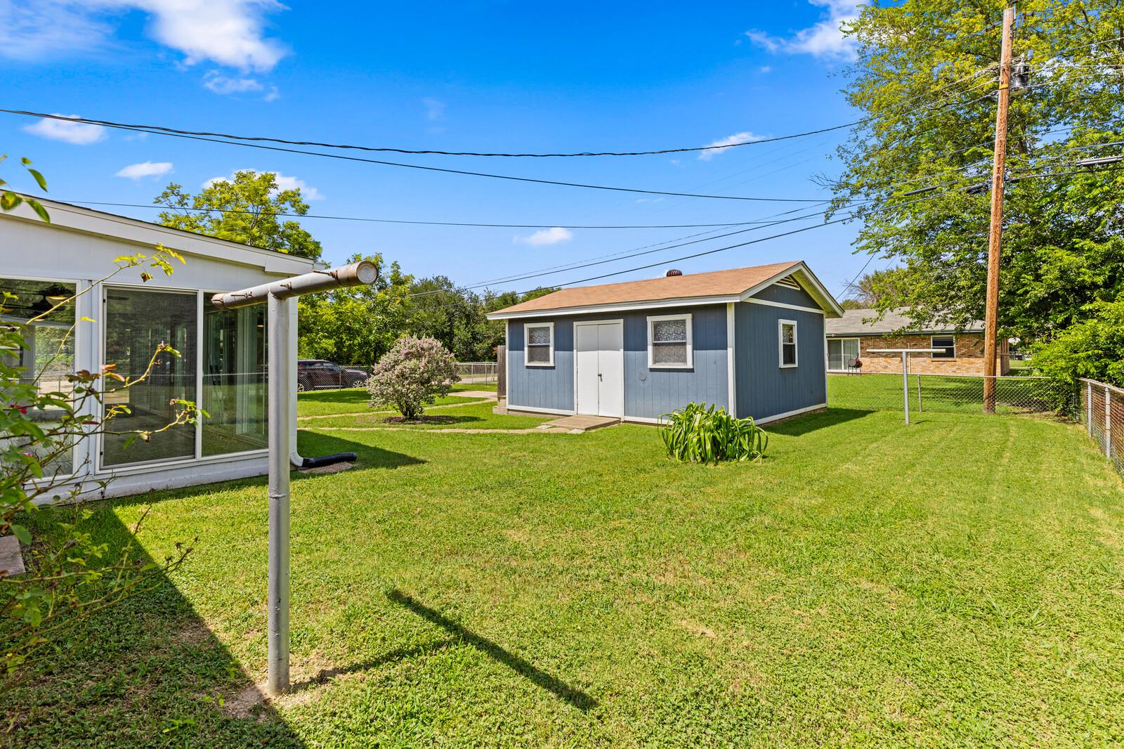 201 S Barbara St, Waco, TX 76705