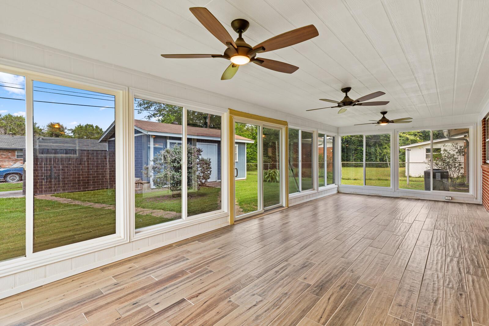 201 S Barbara St, Waco, TX 76705