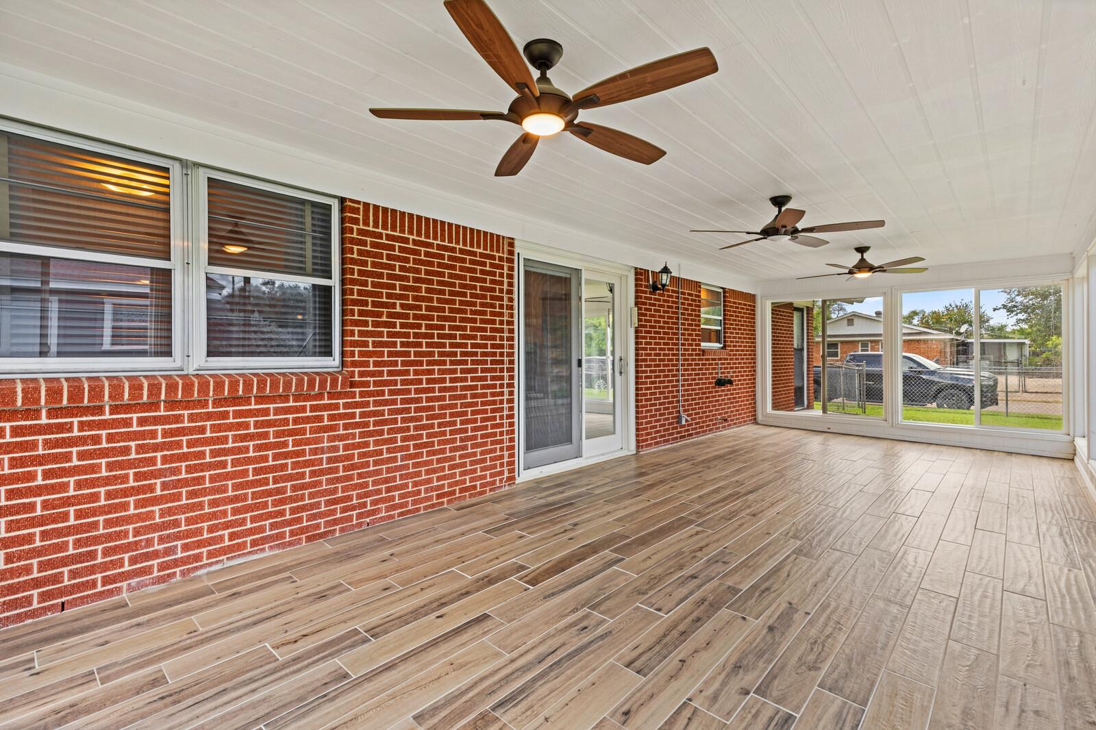 201 S Barbara St, Waco, TX 76705