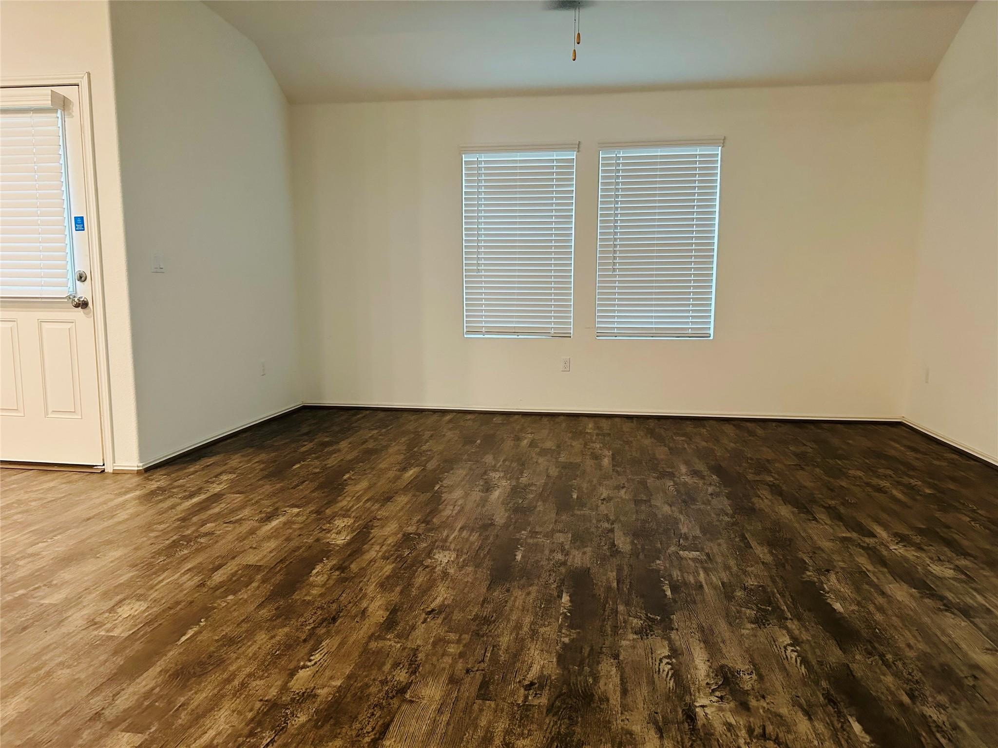 6717 Hartlage St, Austin, TX 78754