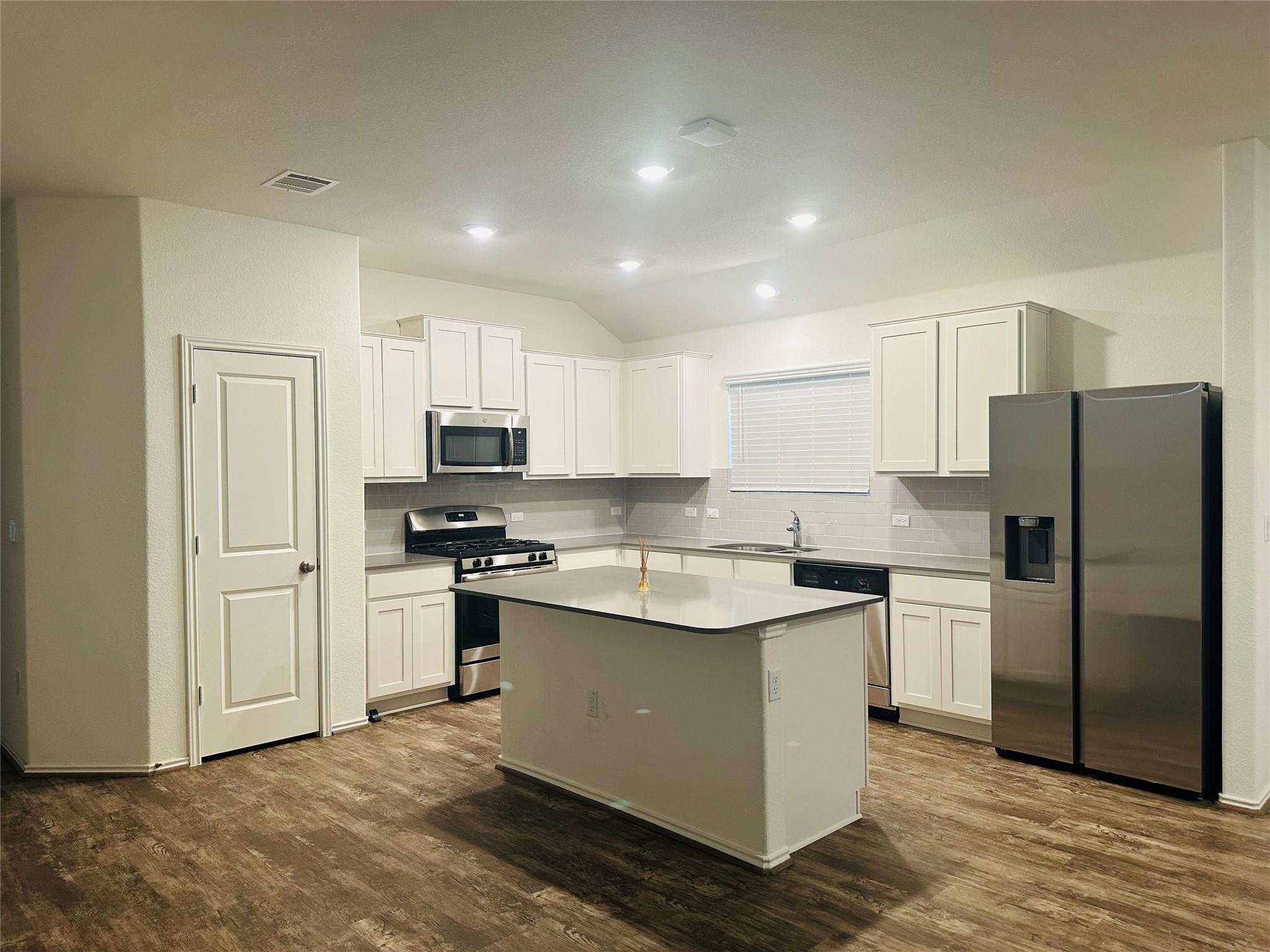 6717 Hartlage St, Austin, TX 78754