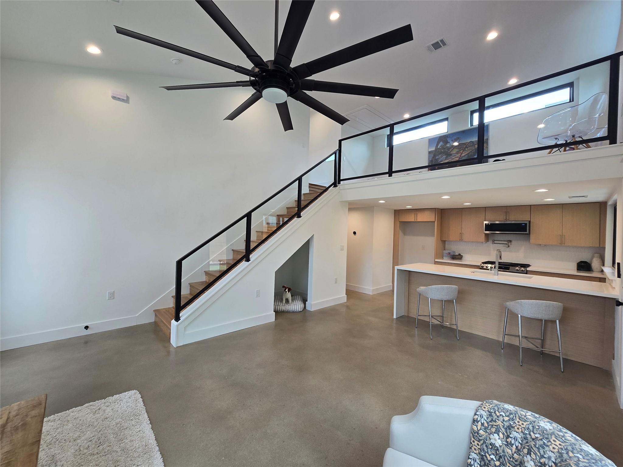 1112 W North Loop Blvd, Austin, TX 78756