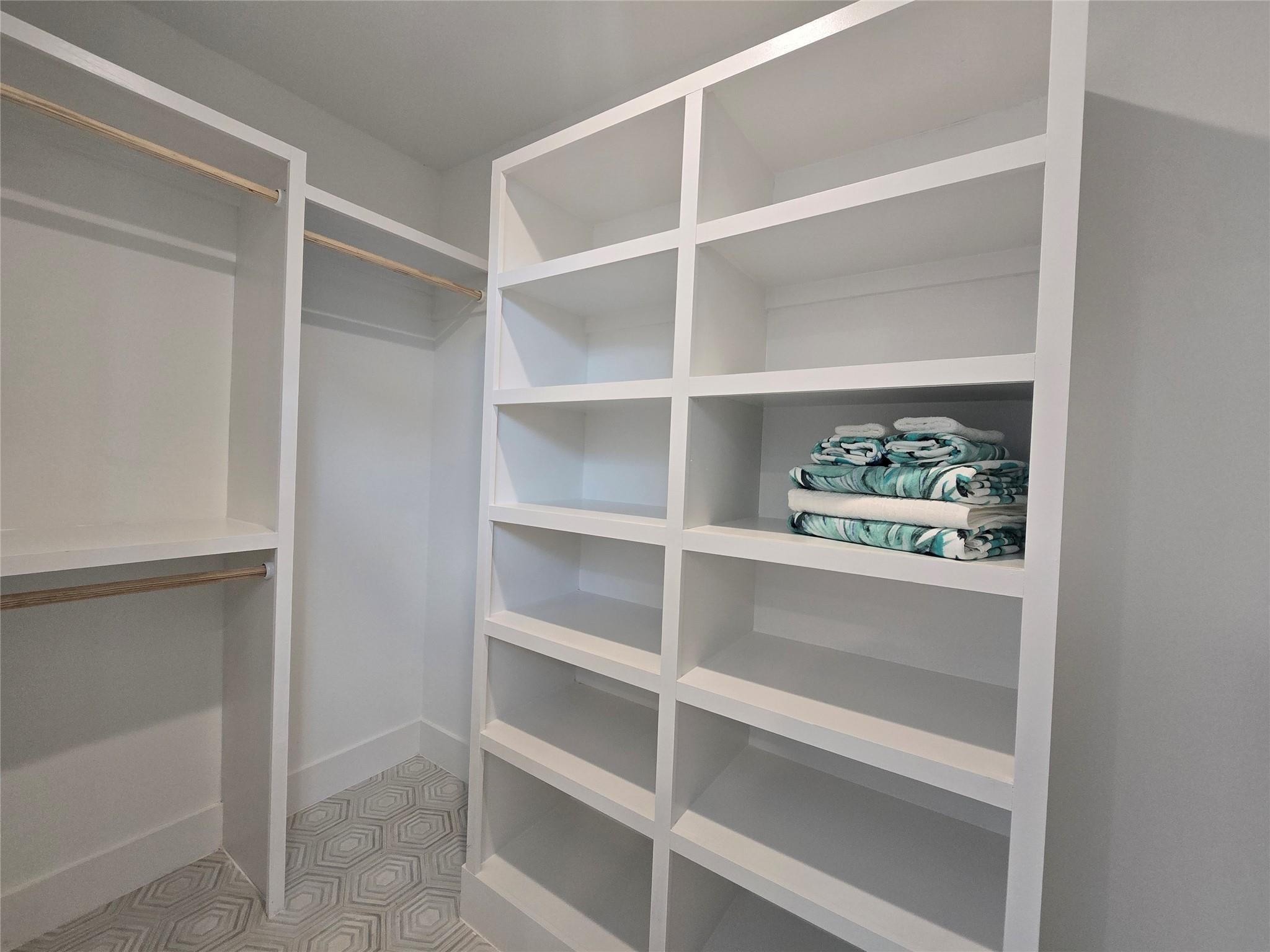 1112 W North Loop Blvd, Austin, TX 78756