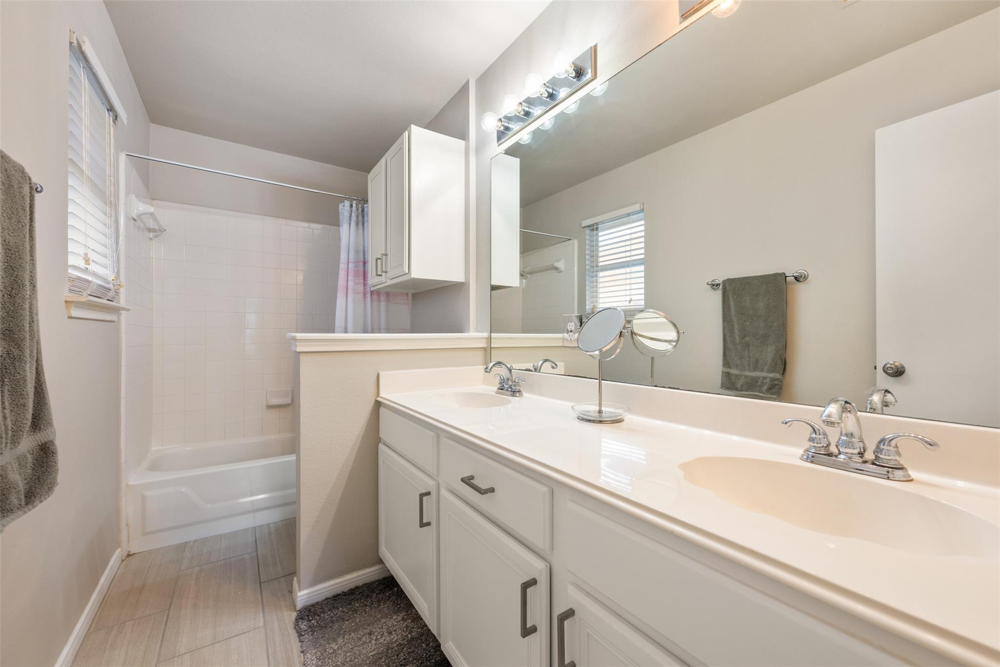 2004 Yaupon Trl, Cedar Park, TX 78613