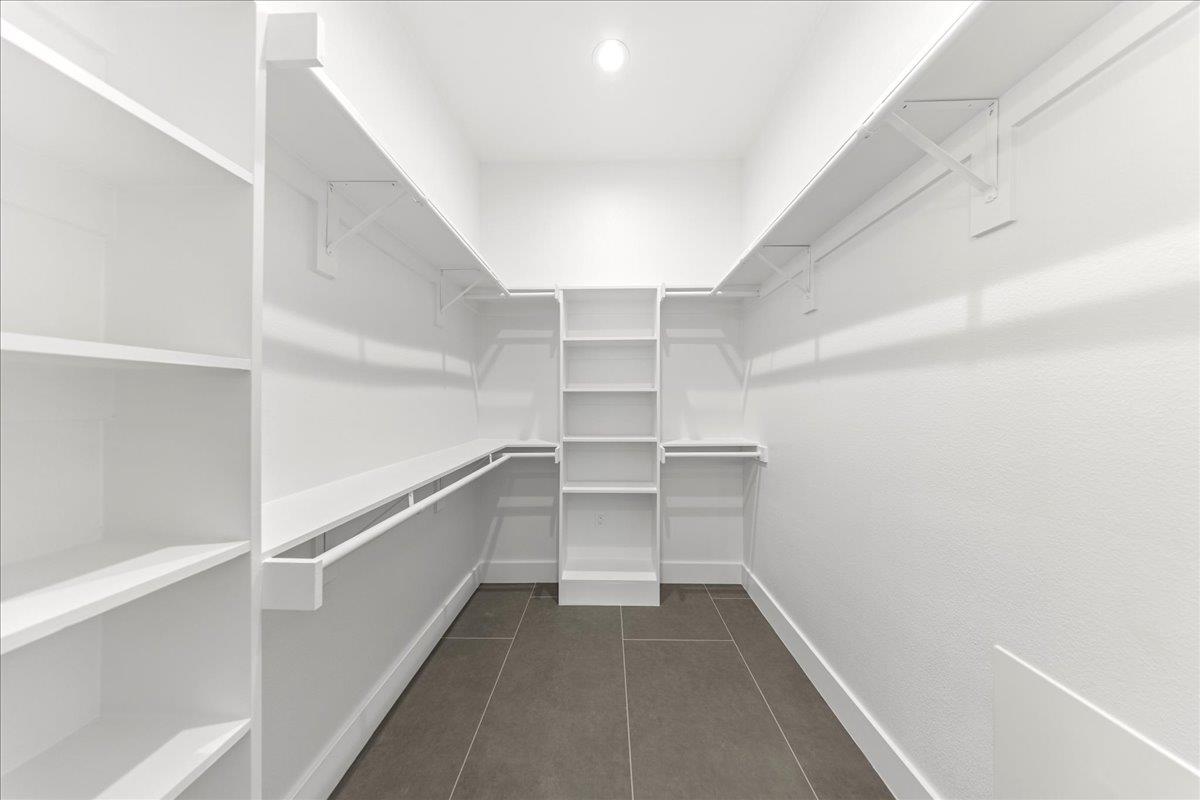 110 Diamond Head Dr, Bastrop, TX 78602