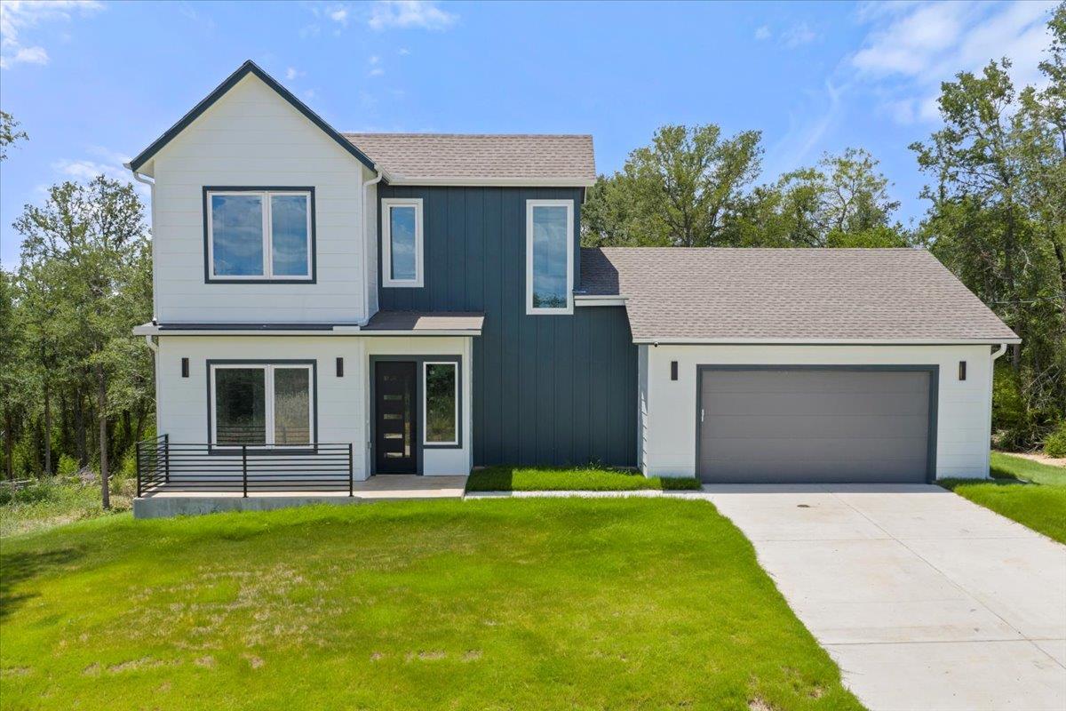 110 Diamond Head Dr, Bastrop, TX 78602