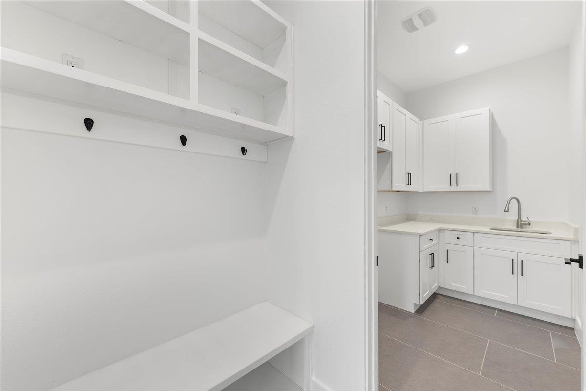 110 Diamond Head Dr, Bastrop, TX 78602