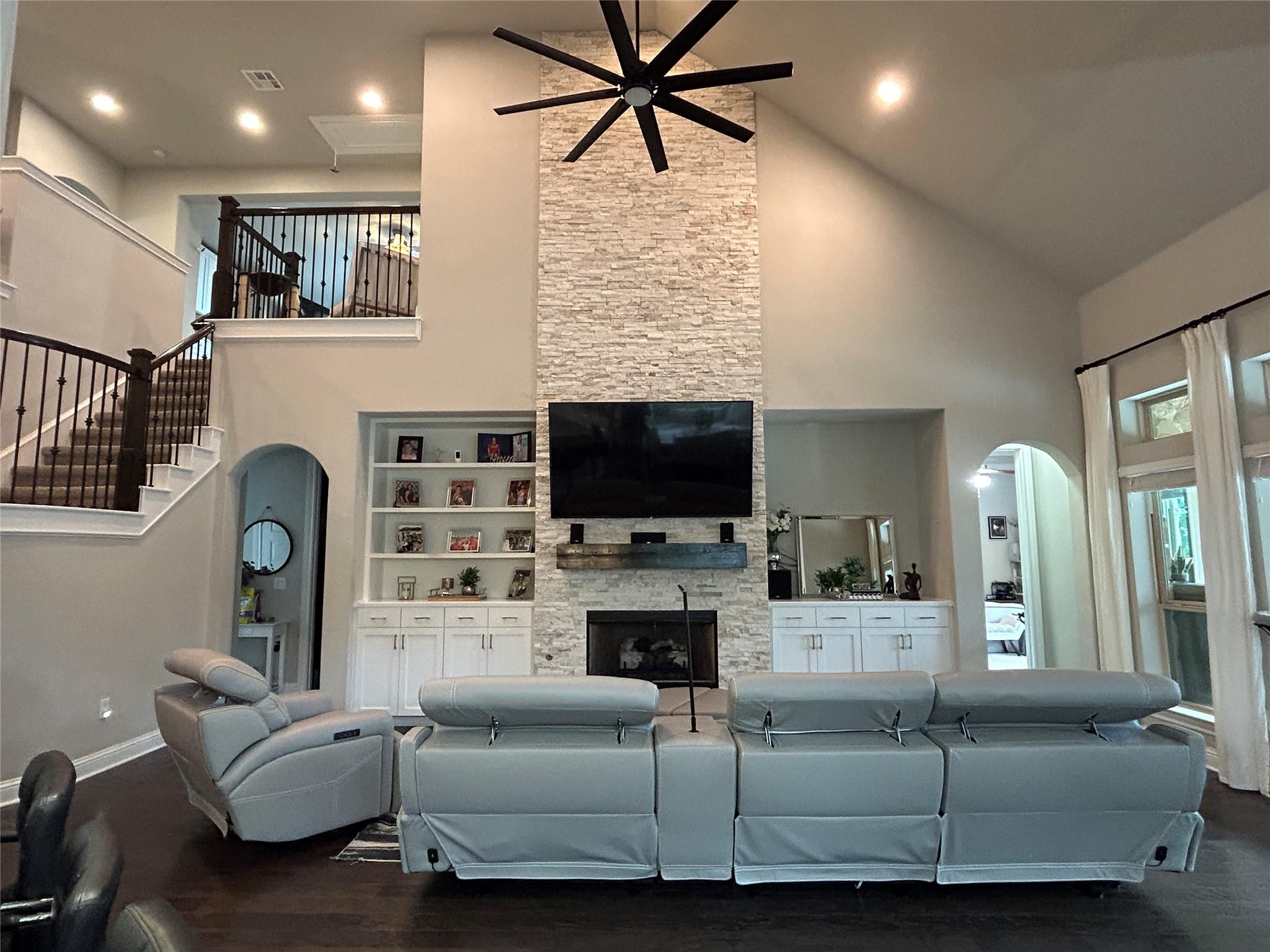 308 Magona Trl, Georgetown, TX 78628