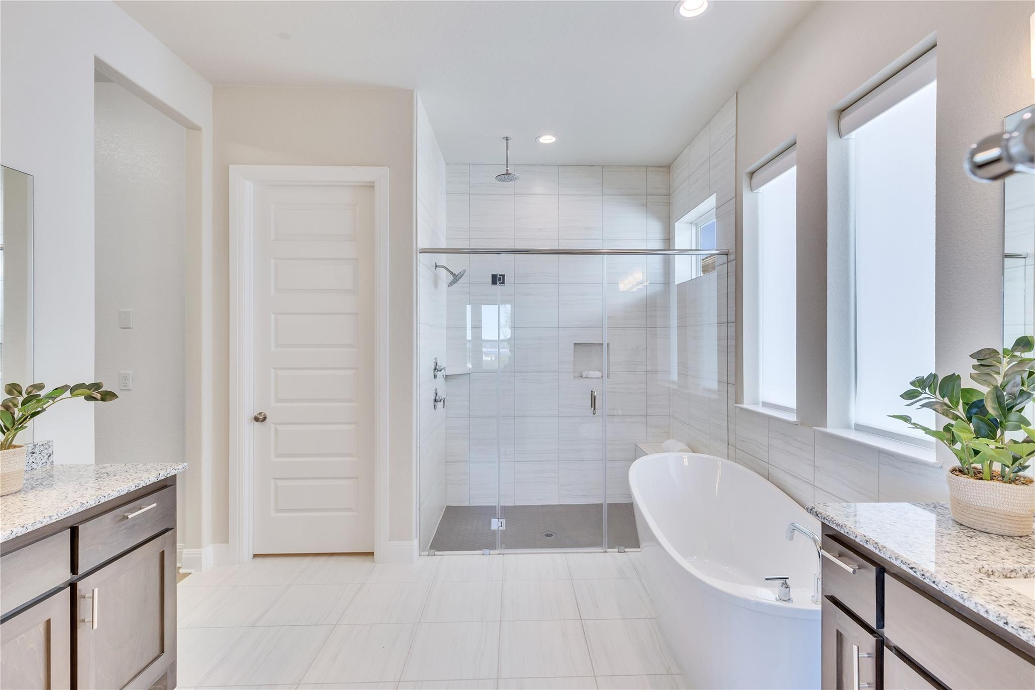 2406 Sunset Vista Cir, Spicewood, TX 78669