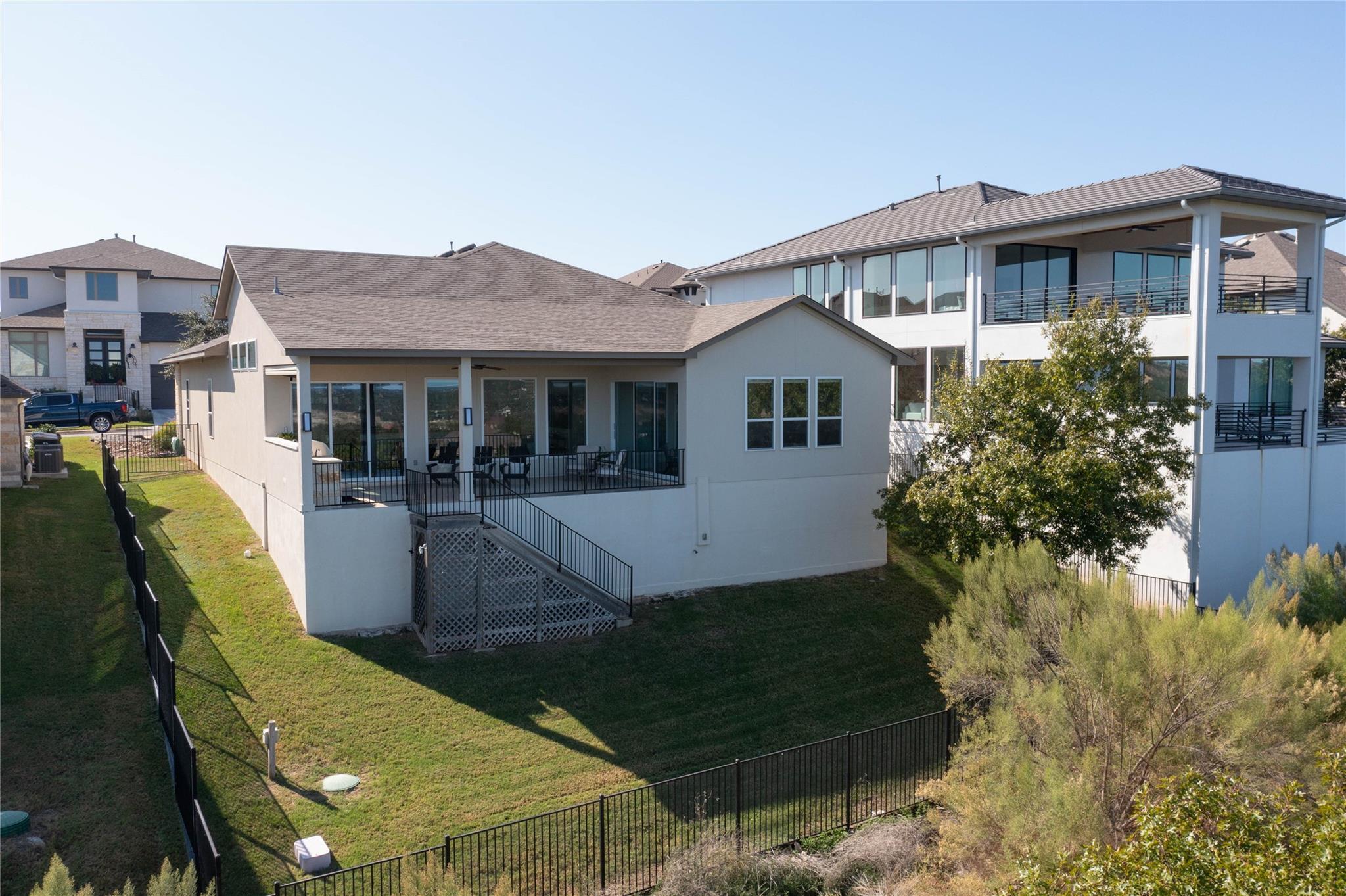 2406 Sunset Vista Cir, Spicewood, TX 78669