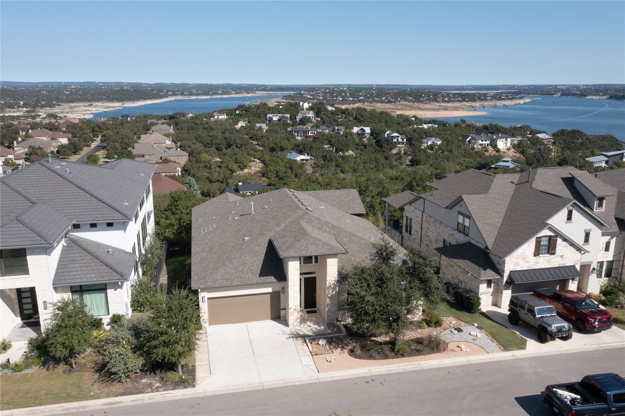 2406 Sunset Vista Cir, Spicewood, TX 78669