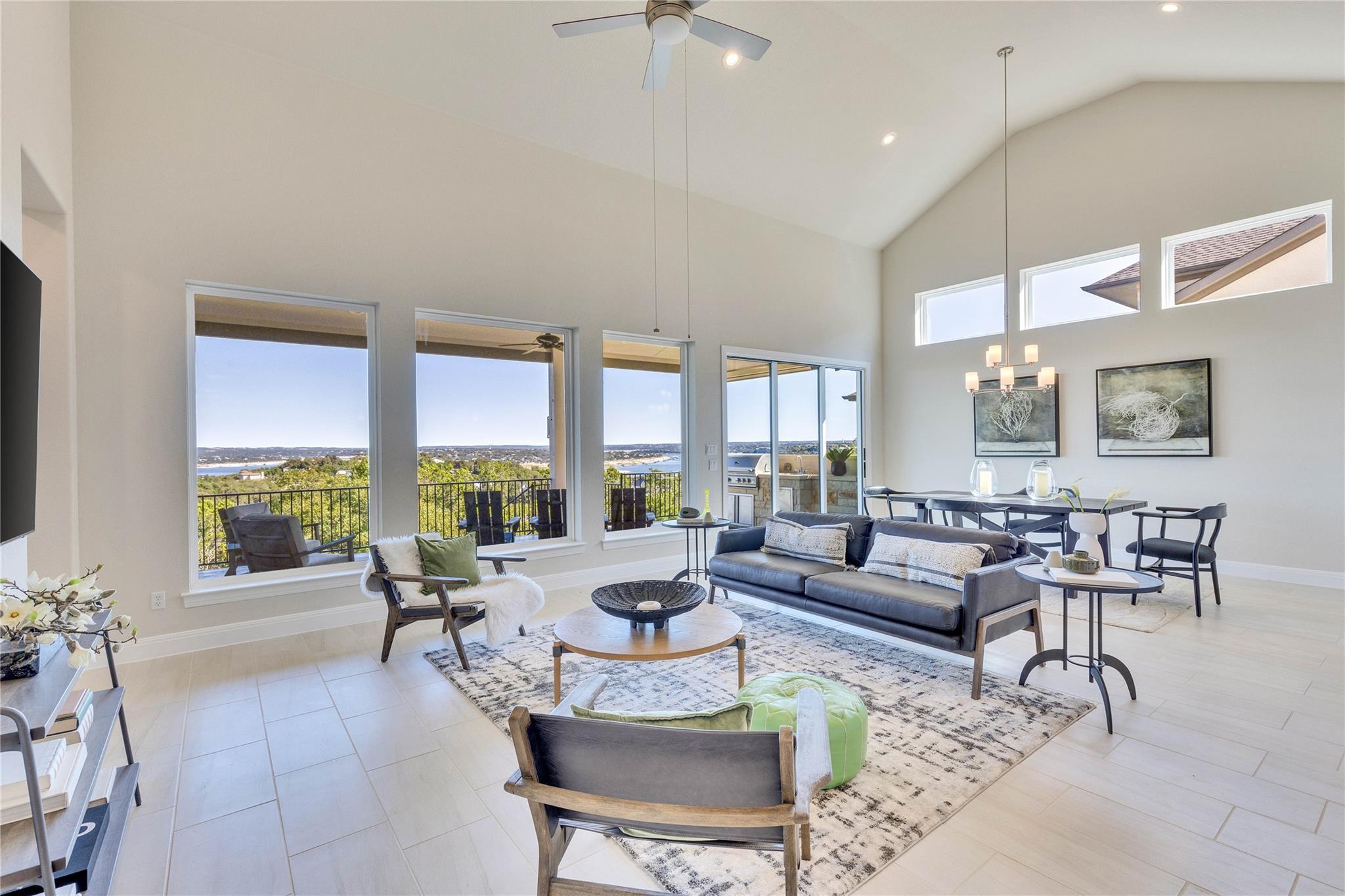 2406 Sunset Vista Cir, Spicewood, TX 78669