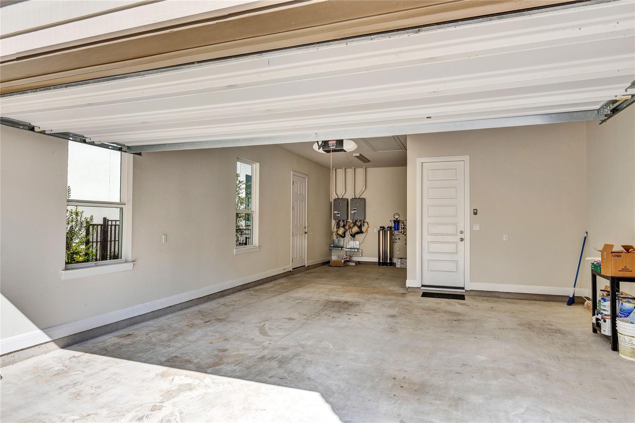 2406 Sunset Vista Cir, Spicewood, TX 78669