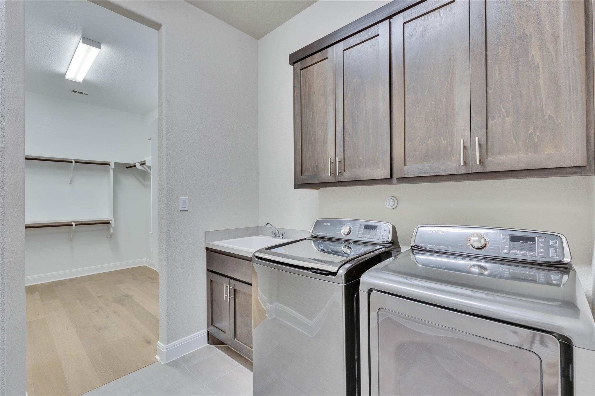 2406 Sunset Vista Cir, Spicewood, TX 78669