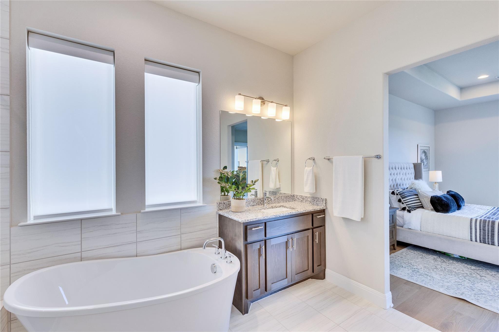 2406 Sunset Vista Cir, Spicewood, TX 78669