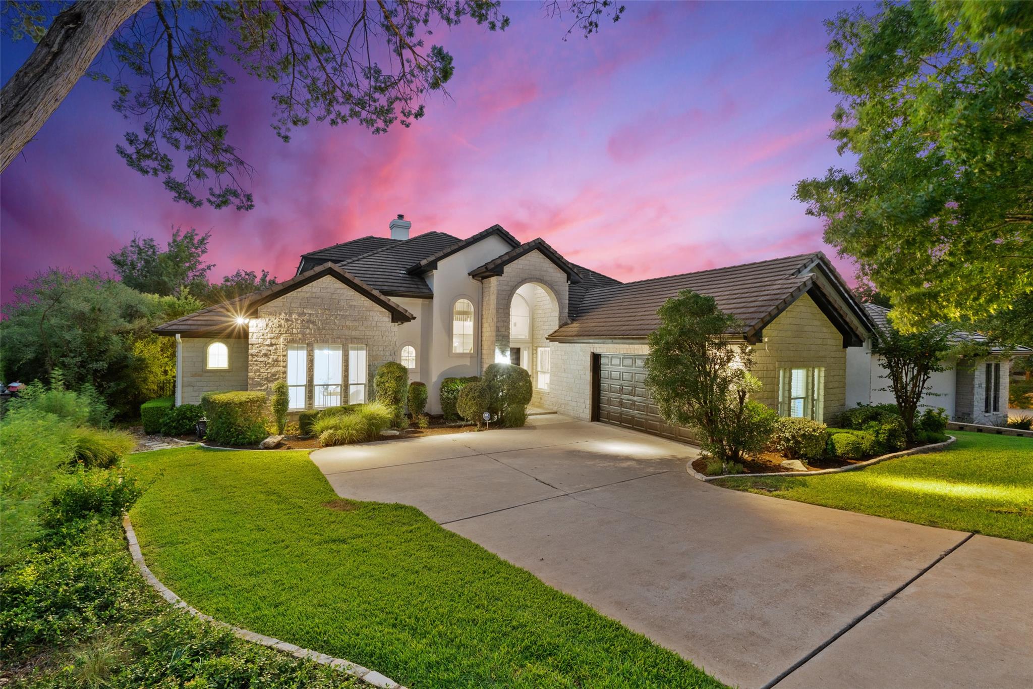 15 Glen Rock Dr, Austin, TX 78738