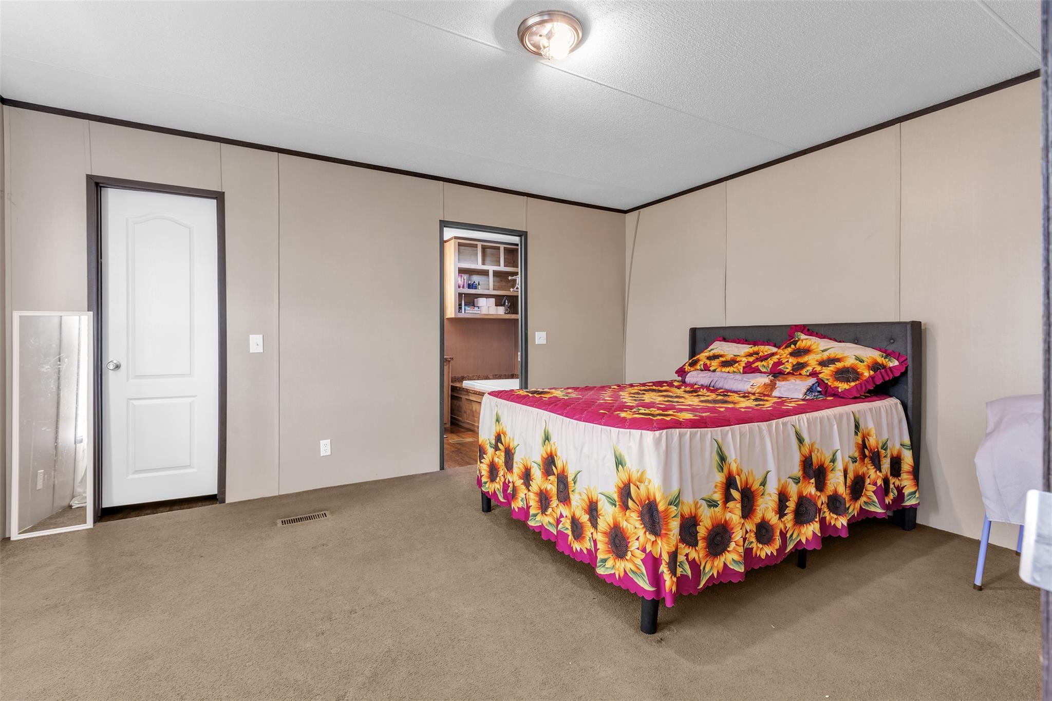 815 Rustler Pass, Kyle, TX 78640