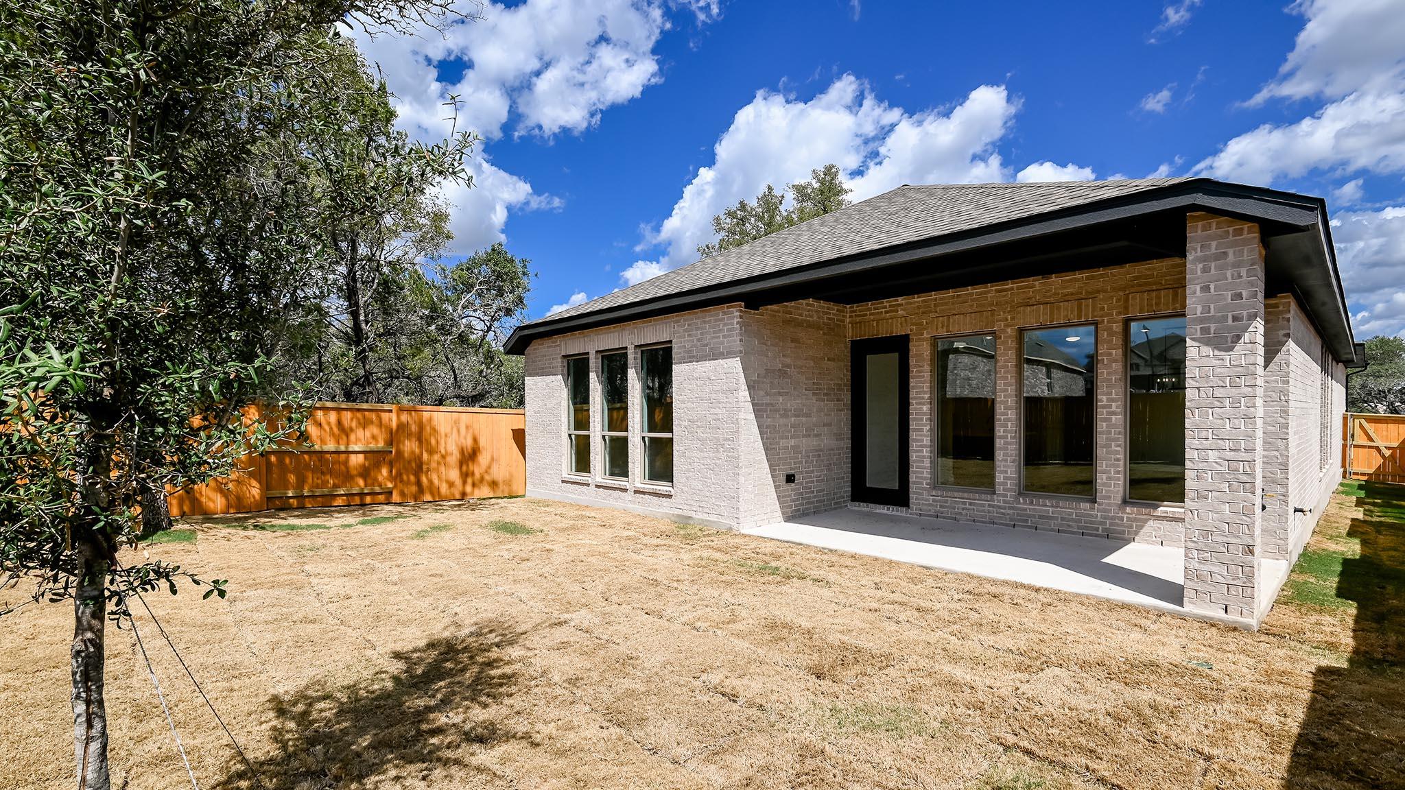 251 Basket Flower Loop, Kyle, TX 78640