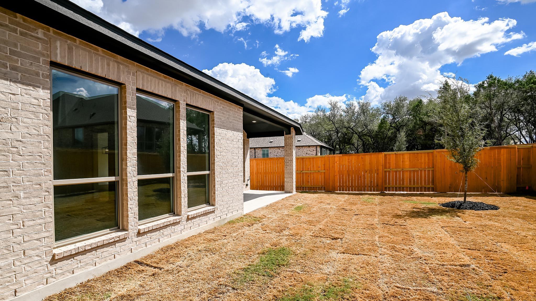 251 Basket Flower Loop, Kyle, TX 78640