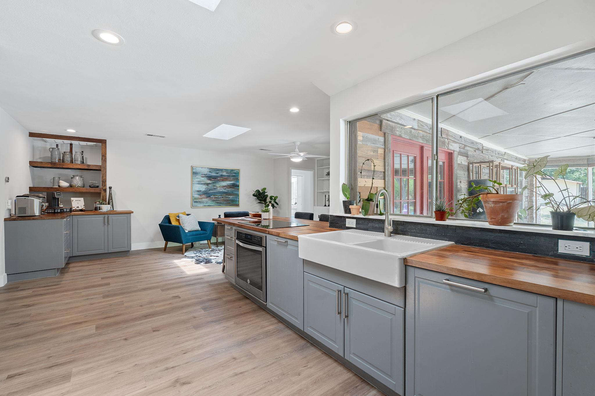 13205 Onion Creek Dr, Manchaca, TX 78652