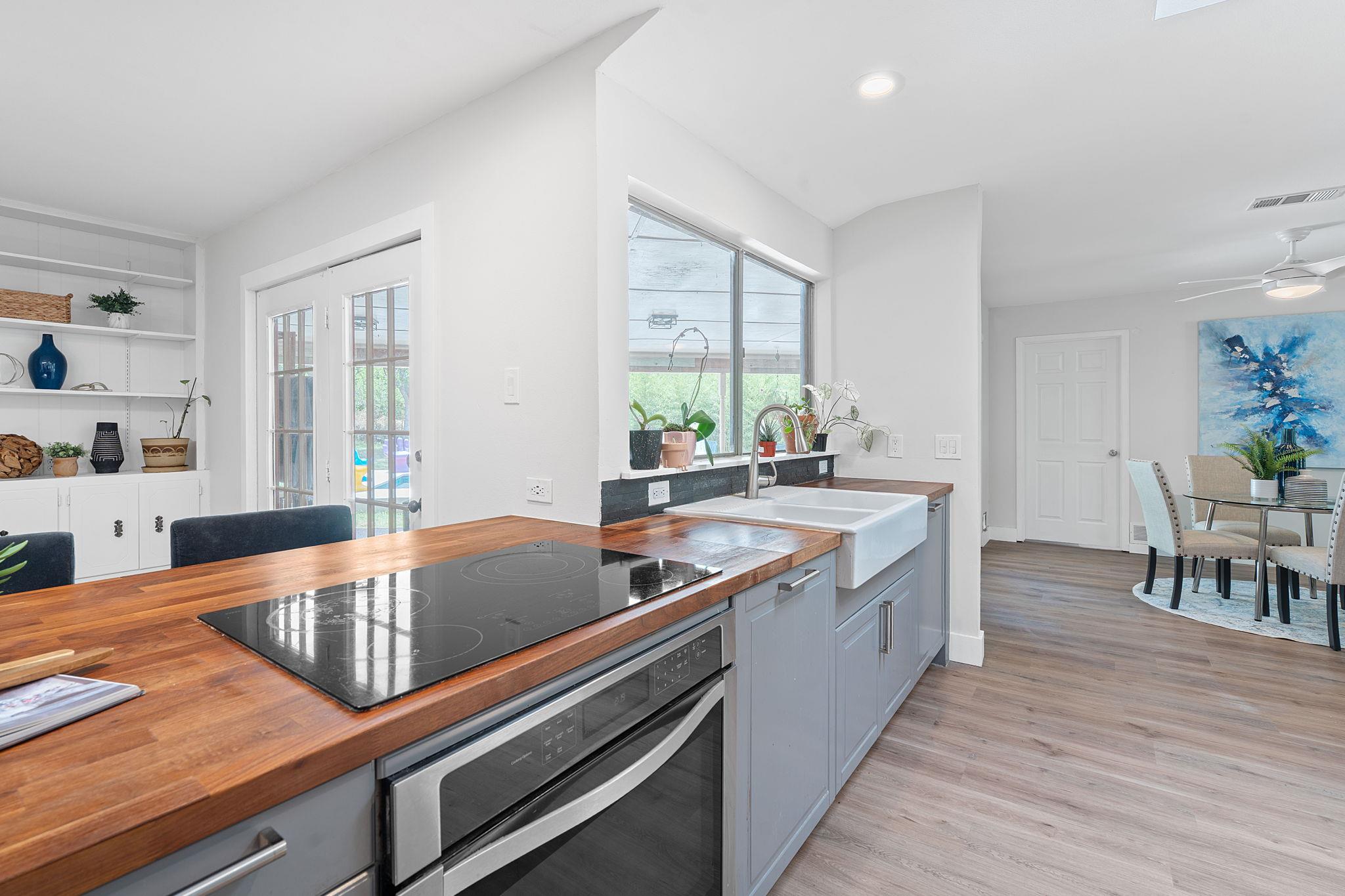 13205 Onion Creek Dr, Manchaca, TX 78652